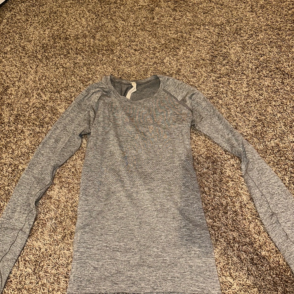 Lululemon Athletica Gray Long Sleeve swiftly Tech